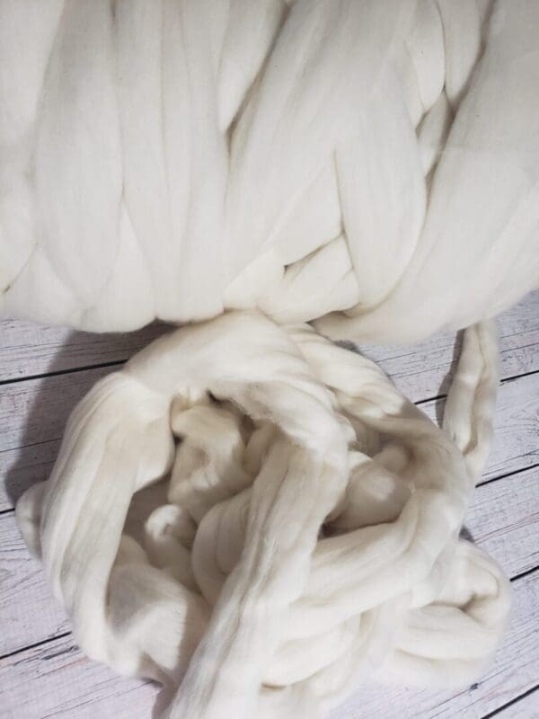 American Rambouillet Undyed Fine Wool Combed Top